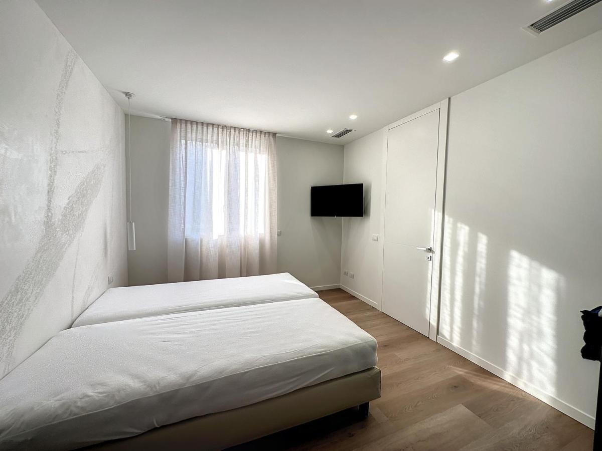 Ad Suite Apartment Riva del Garda Ngoại thất bức ảnh